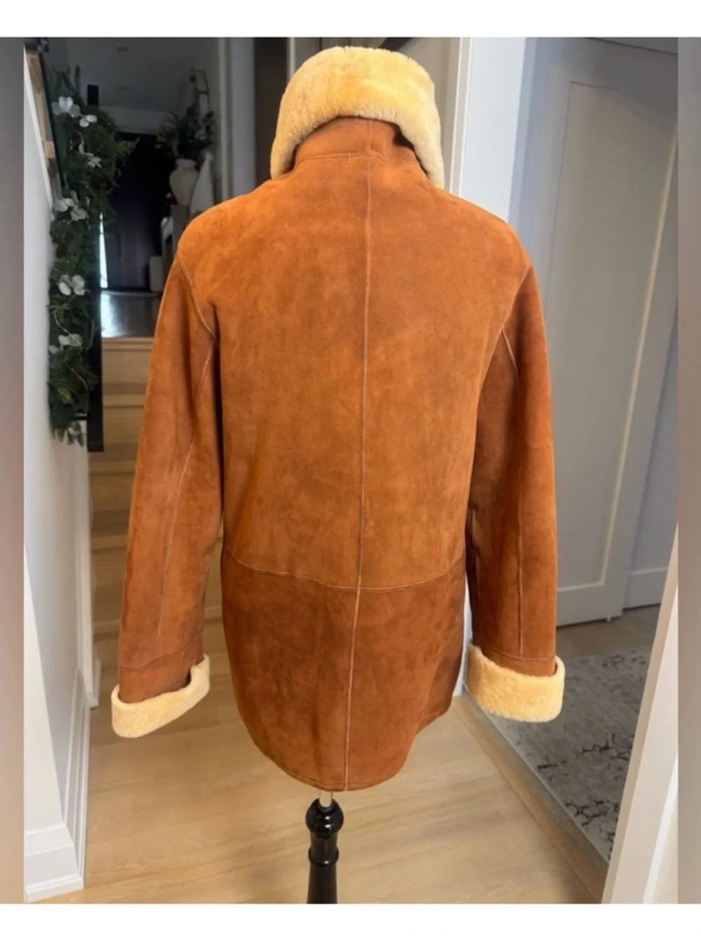 Classic Brown Shearling-Trim Women's Coat - Picture 4 of 13